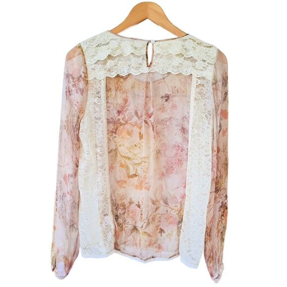 HAUTE HIPPIE Silk Chiffon Floral Print Blouse Lace Inset Sheer Top Size Medium - Picture 8 of 8